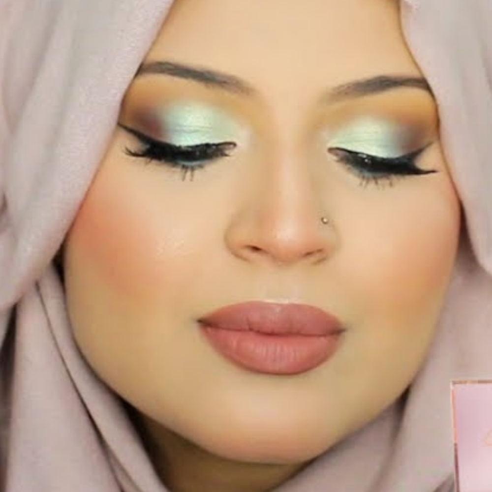 🆕️Alamar Cosmetics Destino Eyeshadow Palette - Picture 2 of 10